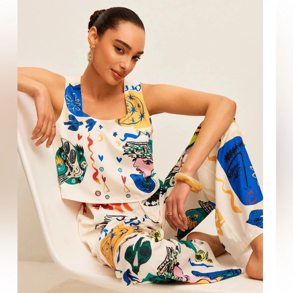 Graphic Print Crop Top With Wide-Leg Pants Set Size Medium NWT - Picture 7 of 7